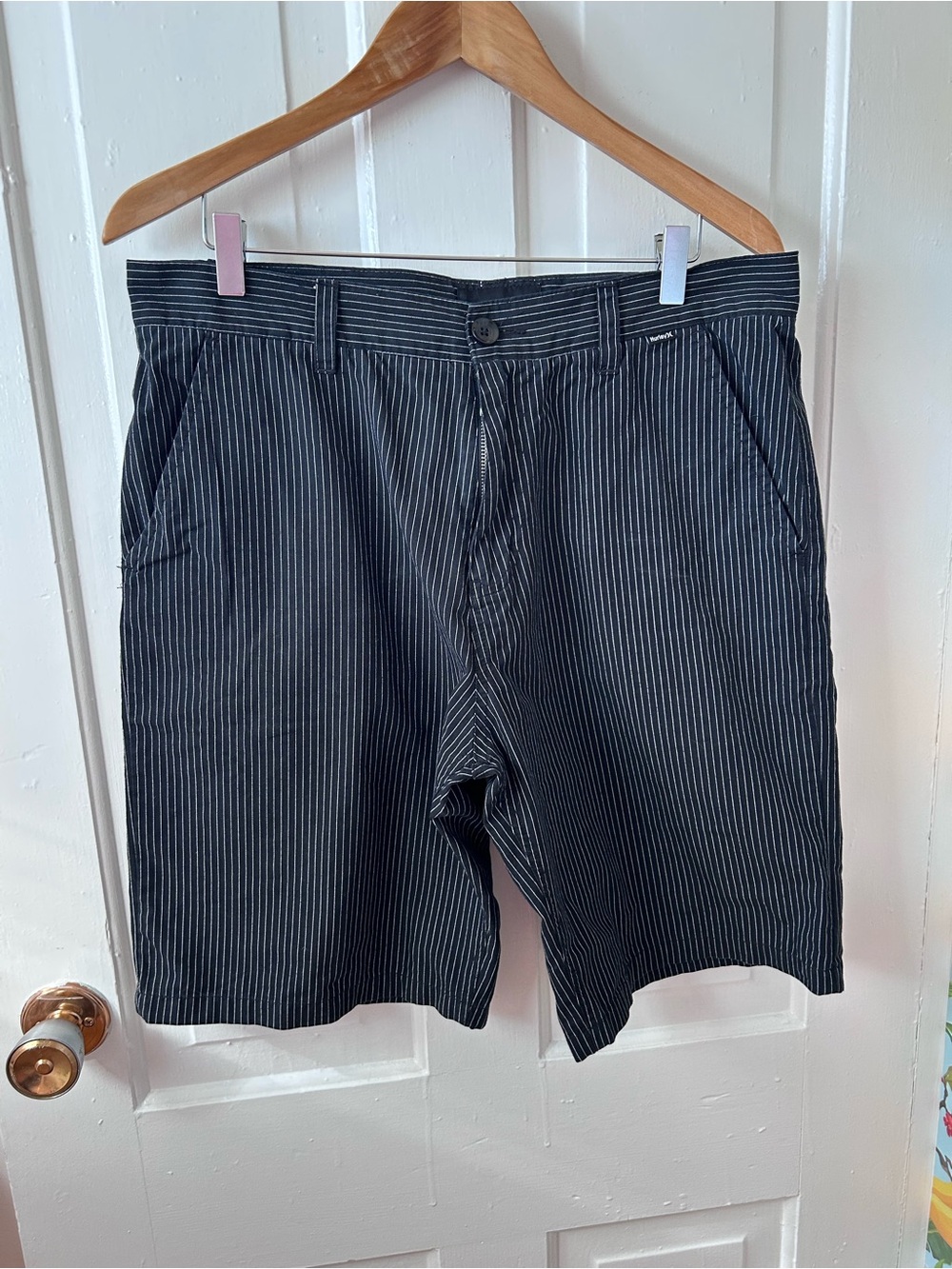 Hurley Men's Pinstripe Casual Walk Shorts Black Size 33